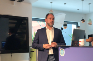 Kalaus Valter VLK Cresa ügyvezető igazgató